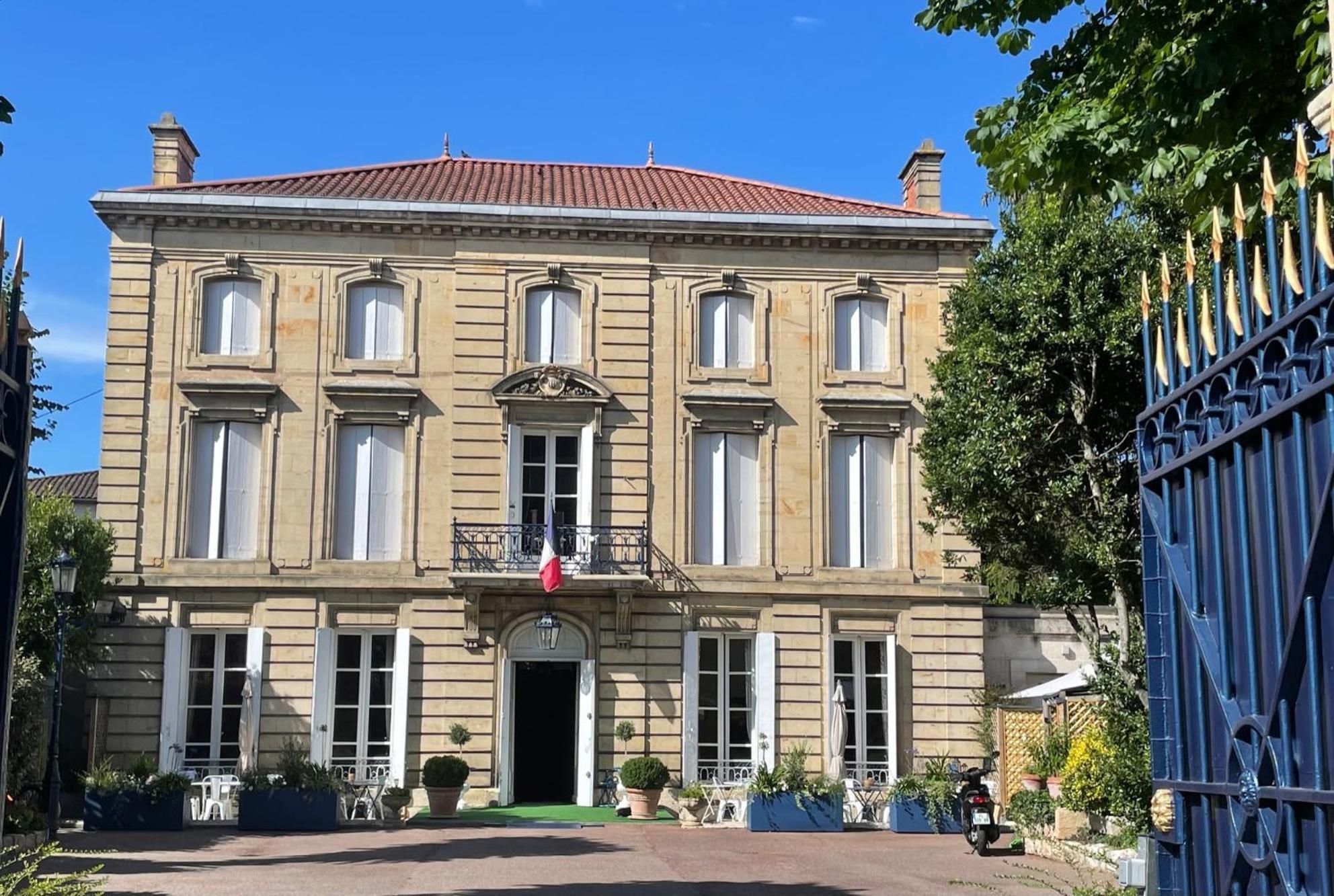Hotel Chateau Des Jacobins Agen Esterno foto